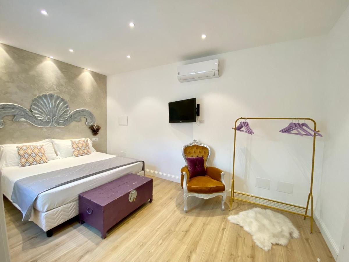 In Centro Unique Rooms Olbia Eksteriør billede