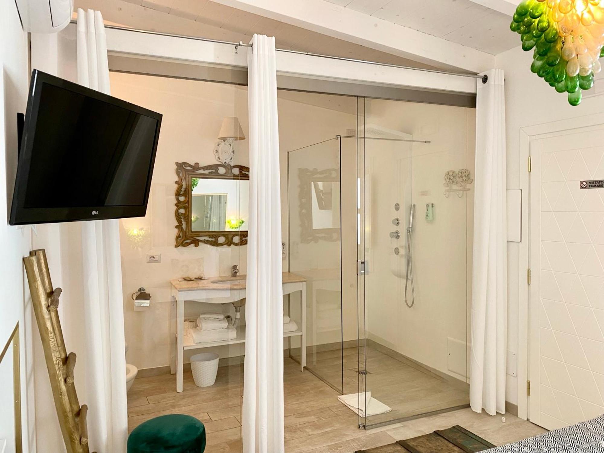 In Centro Unique Rooms Olbia Eksteriør billede